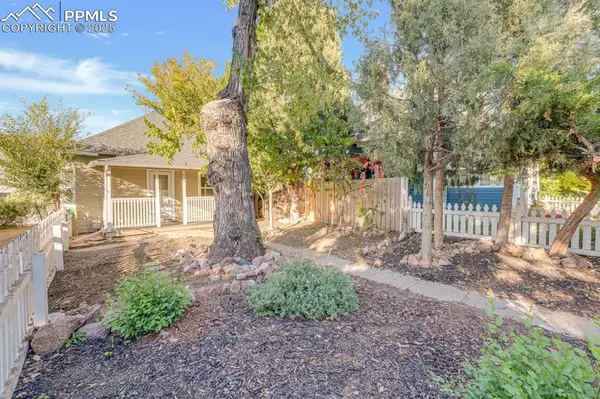 Colorado Springs, CO 80903,908 E High ST