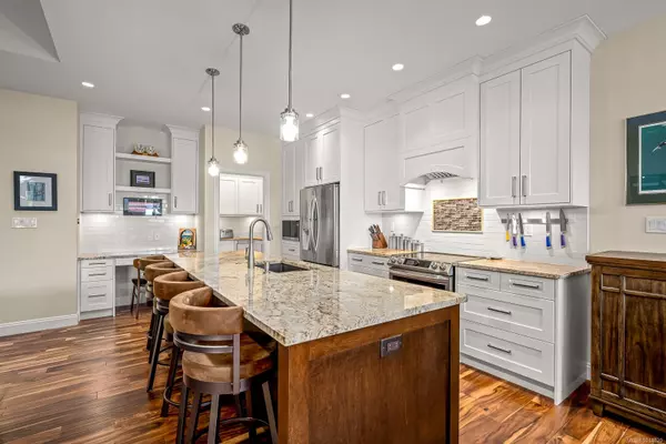 Courtenay, BC V9N 0E4,2560 Sheffield Cres