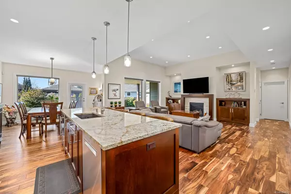 Courtenay, BC V9N 0E4,2560 Sheffield Cres