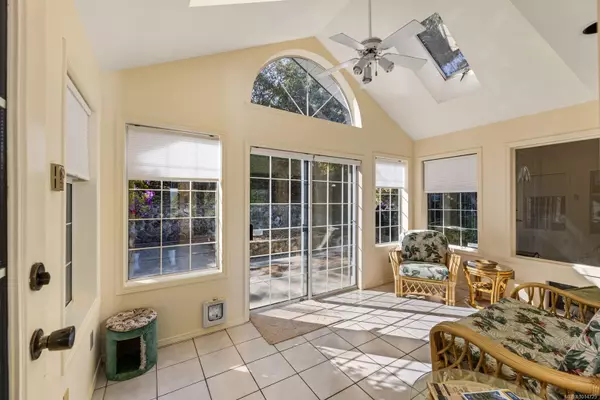 North Saanich, BC V8L 5K1,1319 Lands End Rd