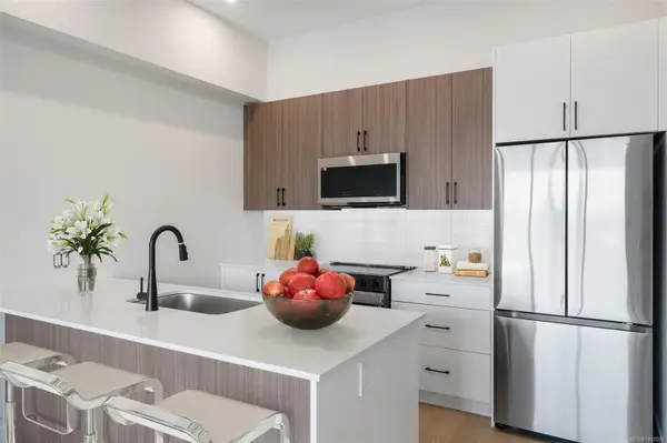 Langford, BC V9B 7C7,2770 Winster Rd #503