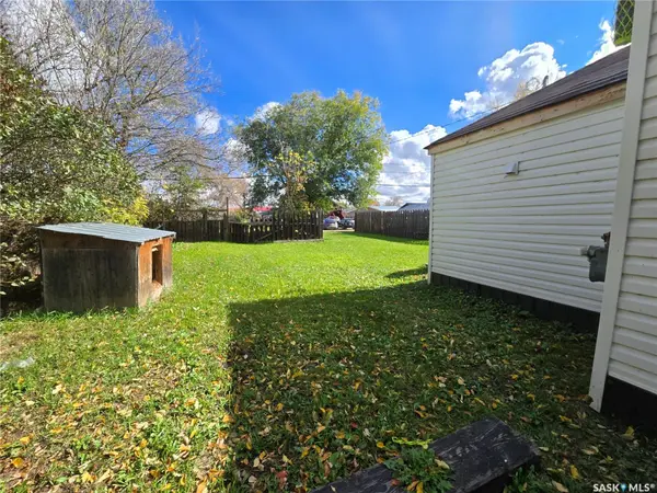 49 Newcombe STREET, Manor, SK S0C 1R0