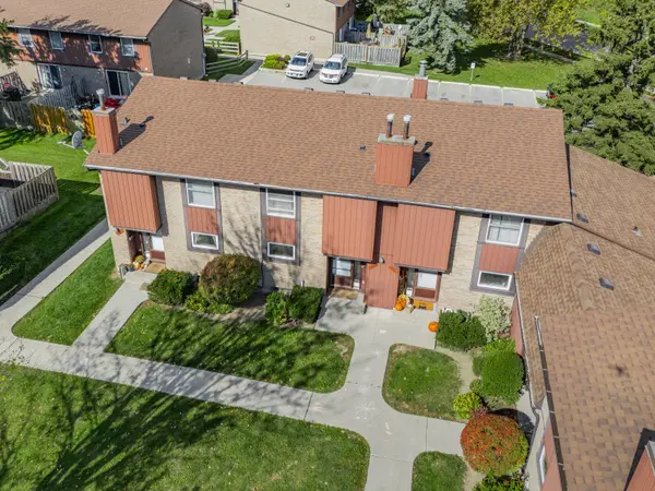 539 Willow RD #19, Guelph, ON N1H 7G3