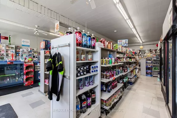 Hamilton, ON L8K 1X7,2340 King ST E