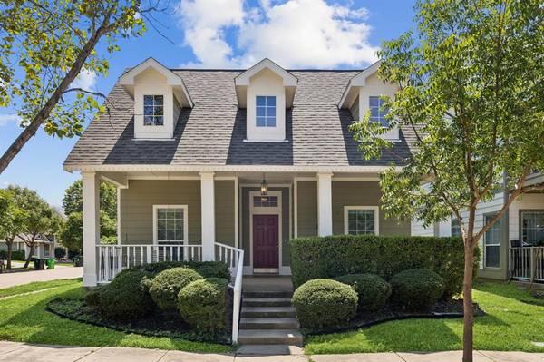 1832 Forsythe Drive,  Savannah,  TX 76227