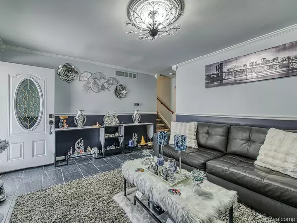 Taylor, MI 48180,9514 Cass AVE