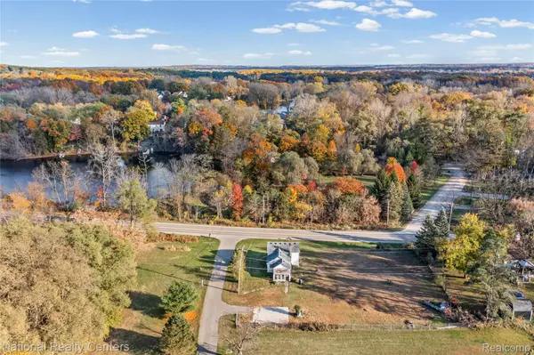 Hamburg, MI 48169,8292 Pettysville RD