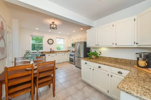 Caldwell Boro Twp., NJ 07006,22 Arlington Ave