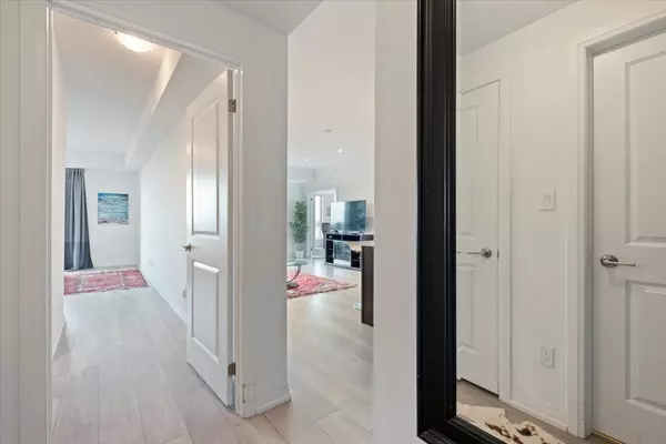 Barrie, ON L4M 5J7,299 Cundles RD E #610