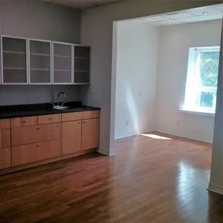 323 Kerr ST #200, Oakville, ON L6K 3B6