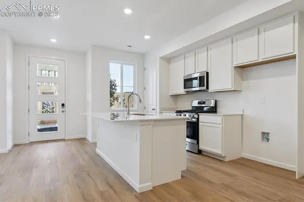 Colorado Springs, CO 80915,2435 Vanhoutte VW