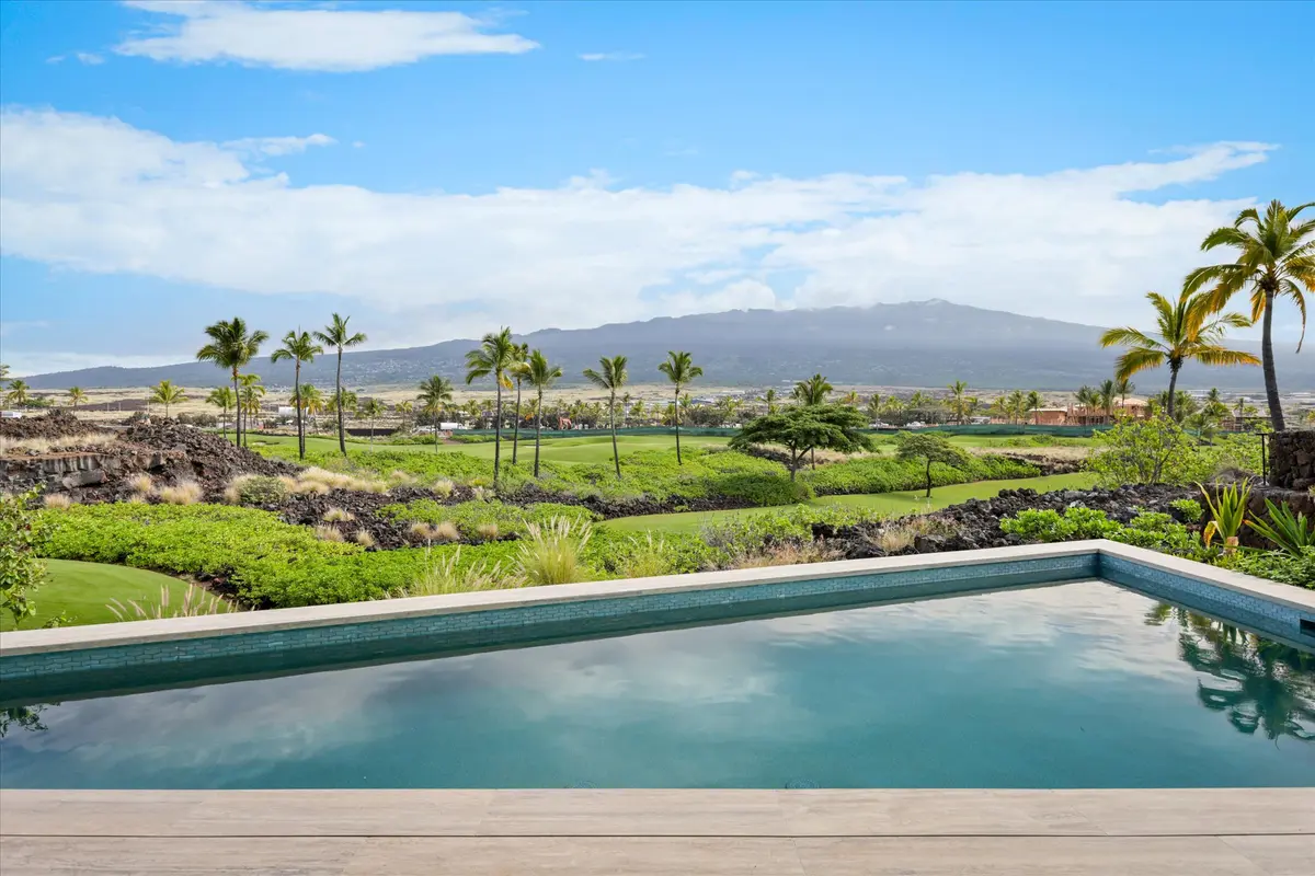 Kailua Kona, HI 96740,73-2610 NIU PL