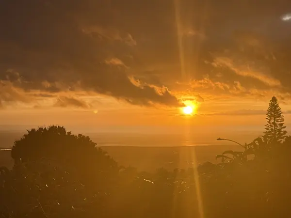 Kailua-kona, HI 96740,73-1156 OLUOLU ST