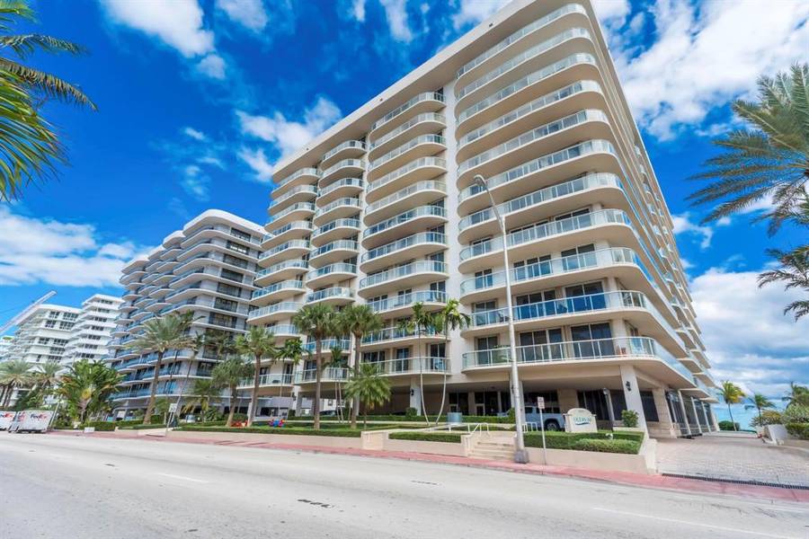 8855 Collins Ave #2D, Surfside, FL 33154