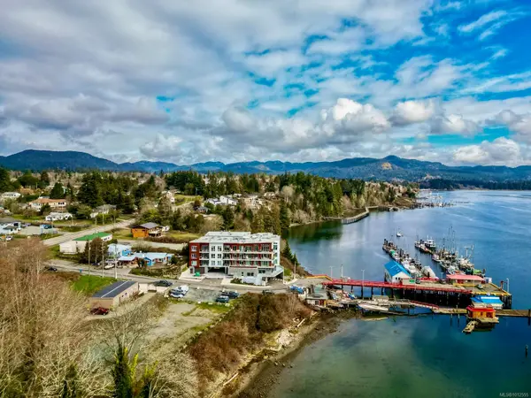 Sooke, BC V0S 1N0,1820 Maple Ave S #308