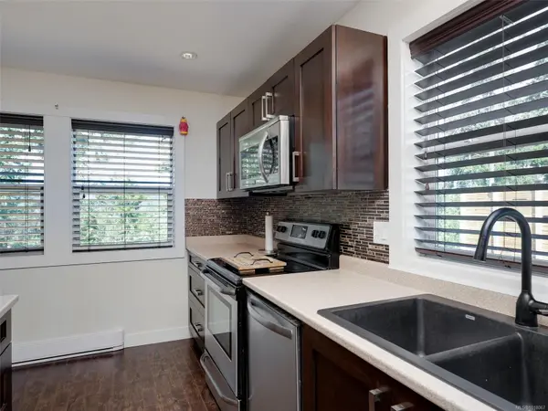 Shawnigan Lake, BC V0R 2W3,1042 Skylar Cir