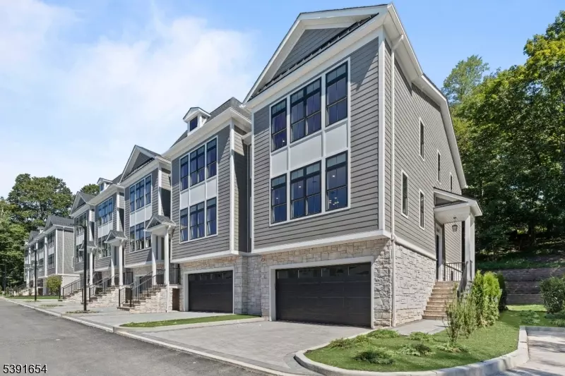 188 Broadway #1, Woodcliff Lake Boro, NJ 07677