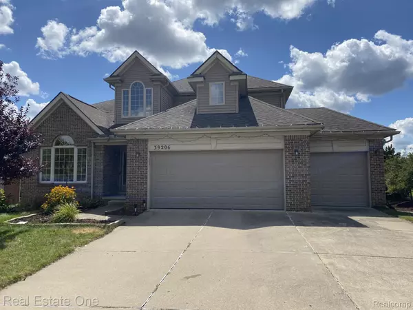 39206 Silverthorne Bend, Farmington Hills, MI 48331