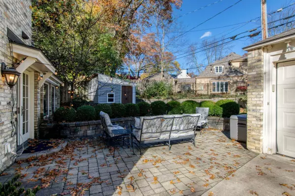 Grand Rapids, MI 49506,978 Gladstone DR SE