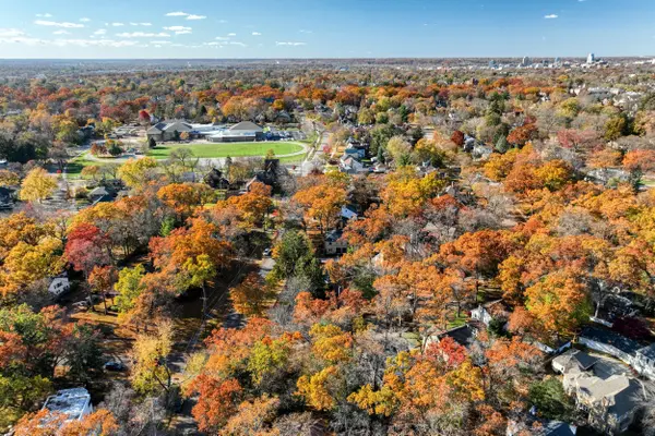 Grand Rapids, MI 49506,978 Gladstone DR SE