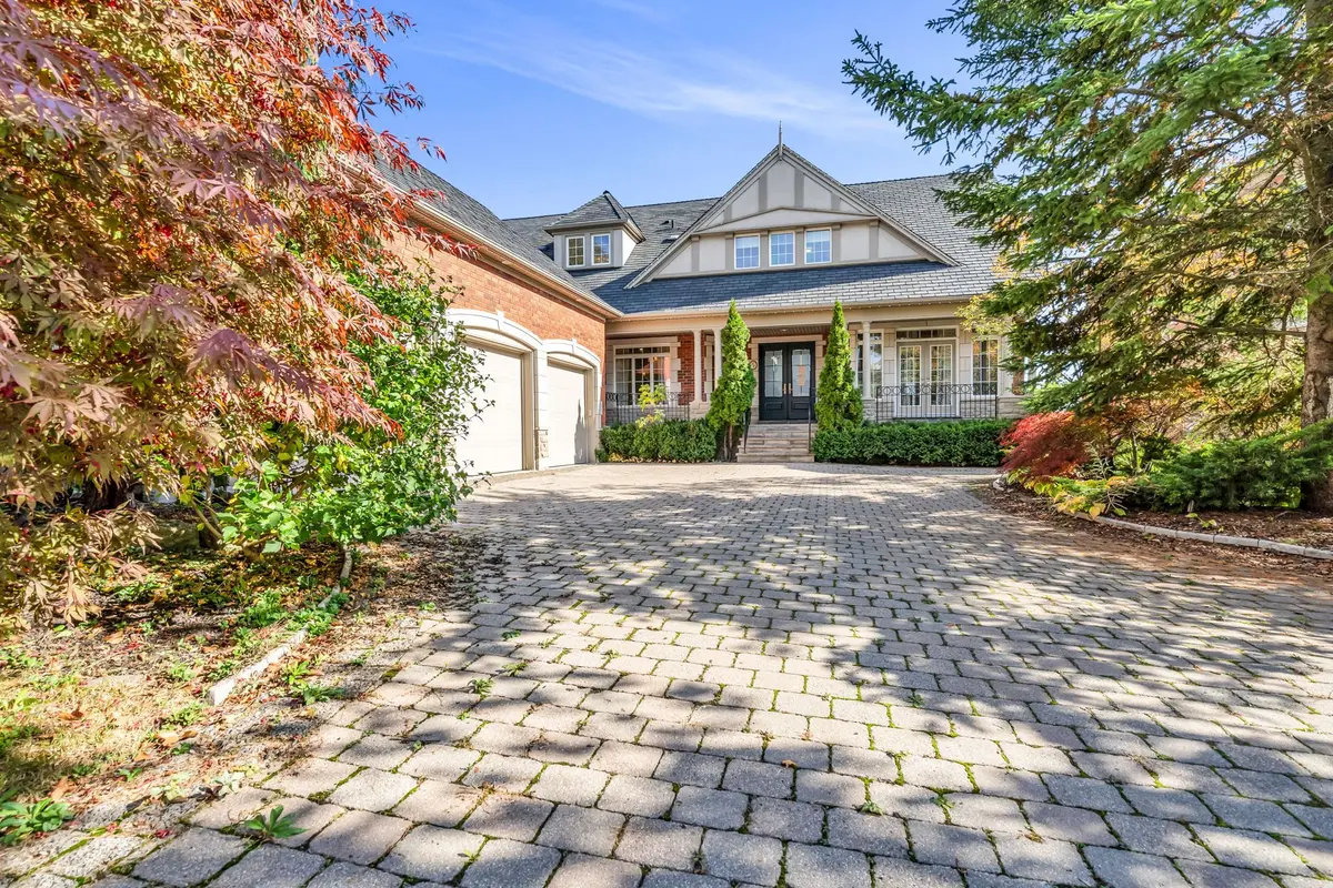 5 CLASSIC DR, Brampton, ON L6Y 5G9