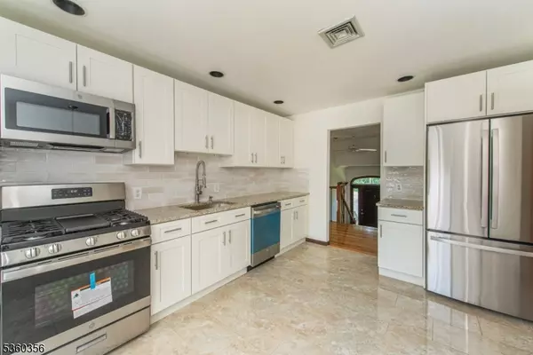 Montville Twp., NJ 07082,36 Bellows Ln