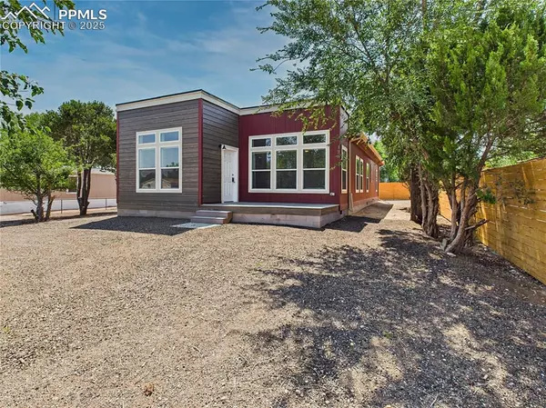 128 E Byrd DR,  Pueblo West,  CO 81007