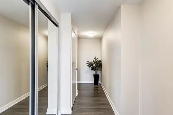 Toronto C13, ON M3C 0R2,20 O'NEILL RD #330