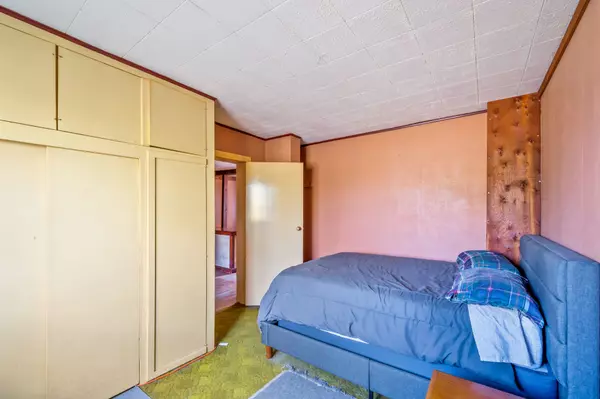 Caledon, ON L7K 0A3,19726 Airport RD