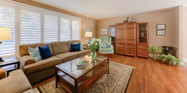 45 Shuh AVE, Kitchener, ON N2A 2Y1