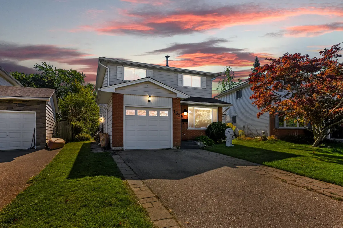 Kitchener, ON N2N 1C8,132 Forest Glen CRES