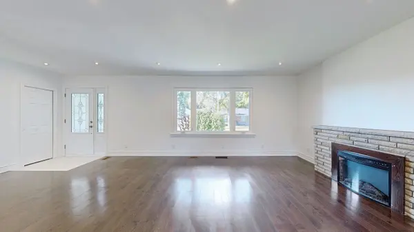 47 Commons DR, Toronto E05, ON M1T 1E3