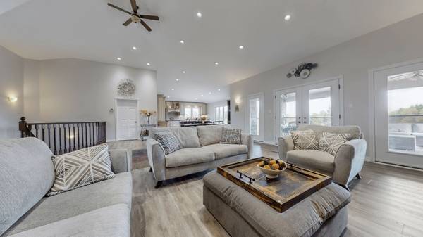 1065 20th Side Road, King, ON L0G 1T0