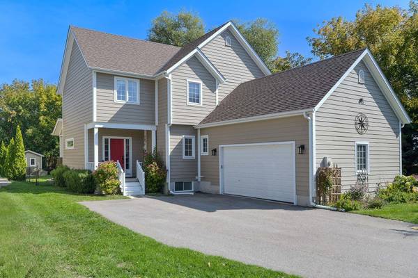 995 Chapman ST, Innisfil, ON L0L 1W0