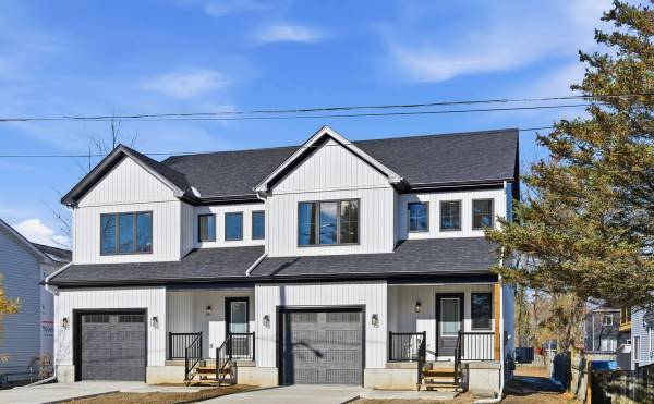 125 Sydenham ST #B, Essa, ON L0M 1B0