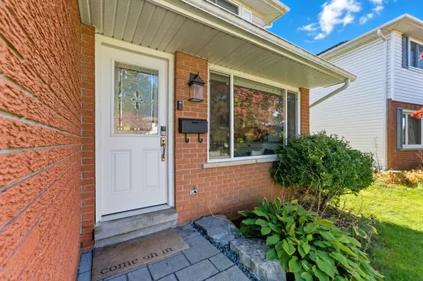 Kitchener, ON N2N 1C8,132 Forest Glen CRES