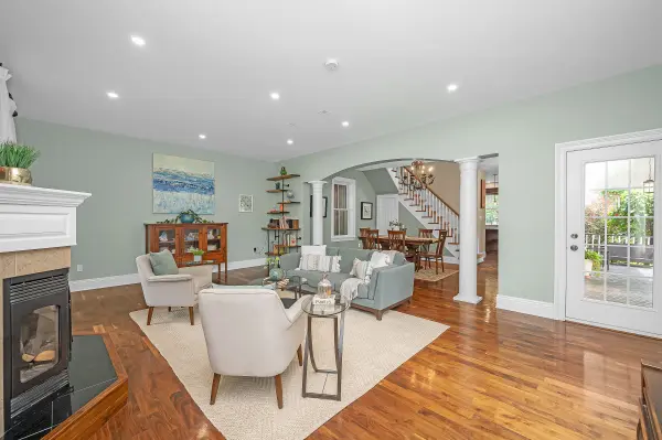 Hamilton, ON L0R 1X0,780 Old 8 HWY