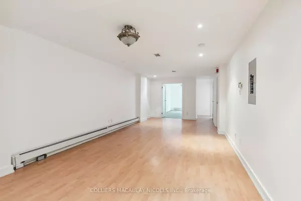 Toronto C02, ON M5R 2E2,30A Hazelton AVE #Lower Level