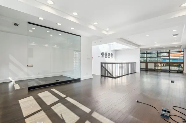 30A Hazelton AVE #400-500, Toronto C02, ON M5R 2E2