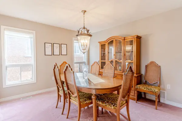 Barrie, ON L4N 7E8,63 River Ridge RD