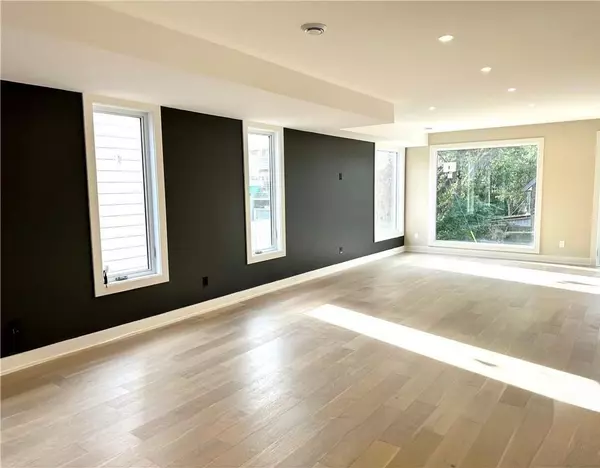 West Centre Town, ON K1Y 2S8,27 O'meara ST #A & B