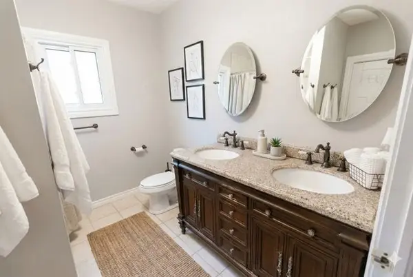 Hamilton, ON L8V 1T1,600 Fennell AVE E