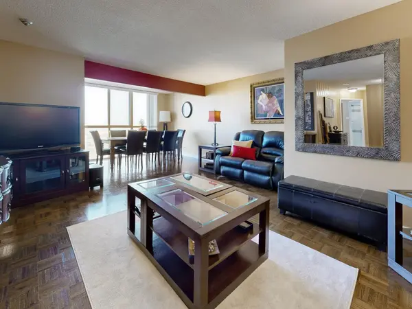 Toronto W10, ON M9V 5E7,61 Markbrook LN #1611