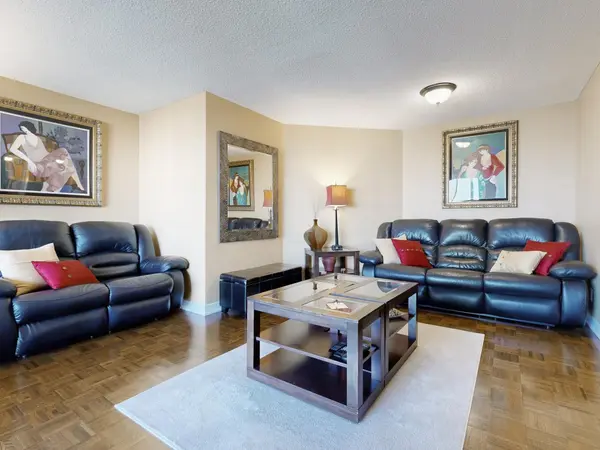 Toronto W10, ON M9V 5E7,61 Markbrook LN #1611