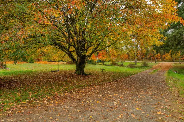 Black Creek, BC V9J 1E5,3413 Heather Rd