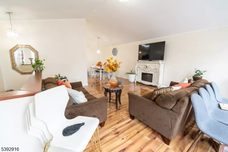 278 Alpine St, Perth Amboy City, NJ 08861