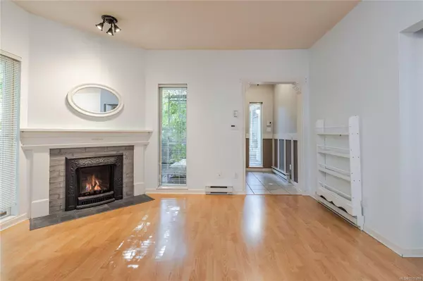 Nanaimo, BC V9T 6K1,5650 Edgewater Lane #113