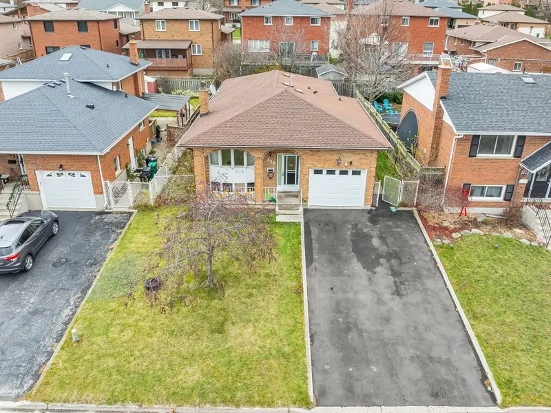 125 Stonyburn CRES, Cambridge, ON N1R 7X2