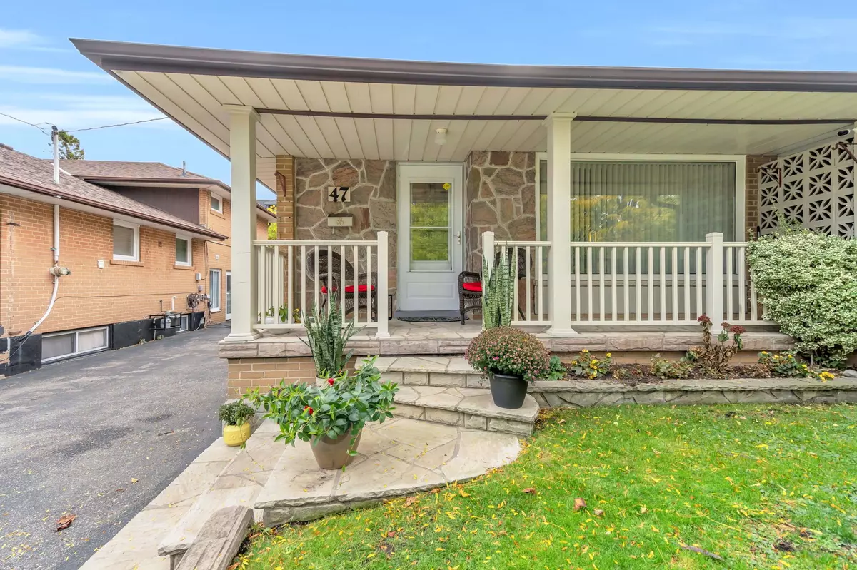 Toronto W08, ON M8Z 3C2,47 Graystone GDNS