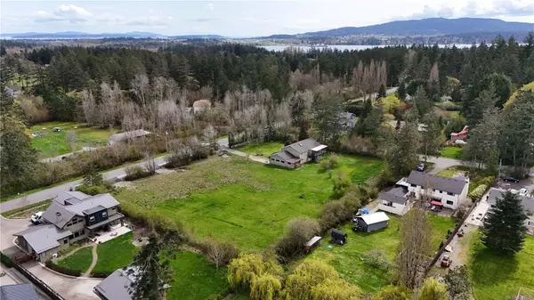 North Saanich, BC V8C 3C2,10826 Derrick Rd